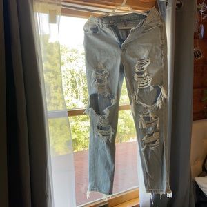 american eagle mom jeans
